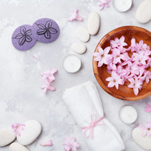 Load image into Gallery viewer, Facial &amp; Body Cleansing Sponges, Compostable &amp; Eco Friendly. Cellulose or Konjac